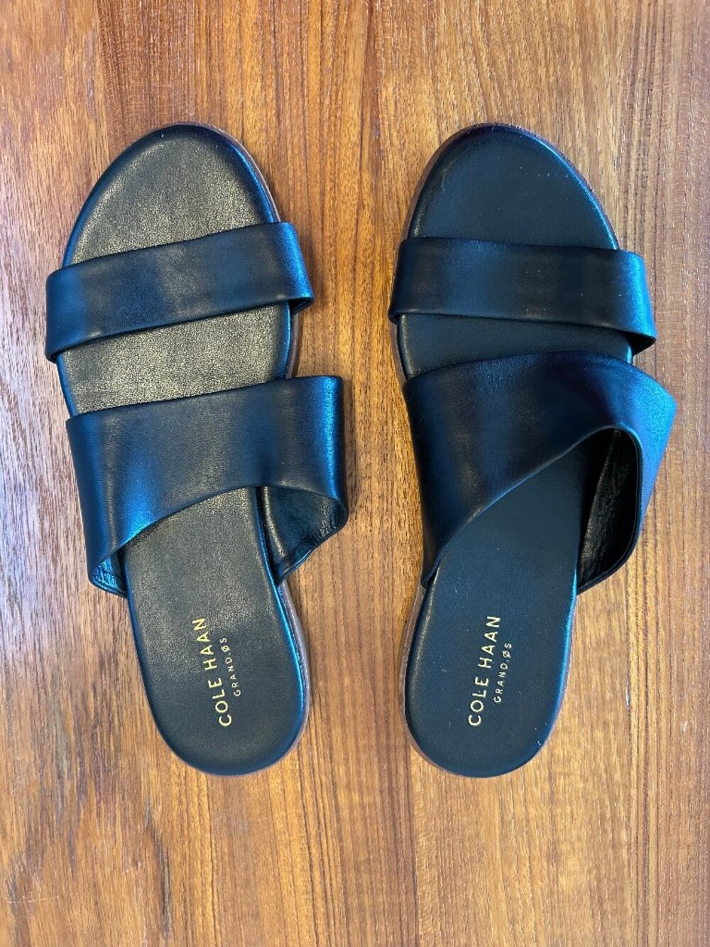 Cole Haan Grand.OS Black Genuine Leather Slip On / Slides / Flip Flops - Size 6